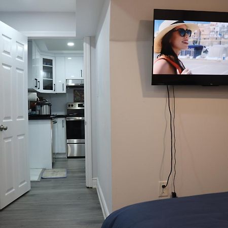 Garden 2 Bedroom Apt - Free Parking Wifi Laundry Workstation 브램턴 외부 사진